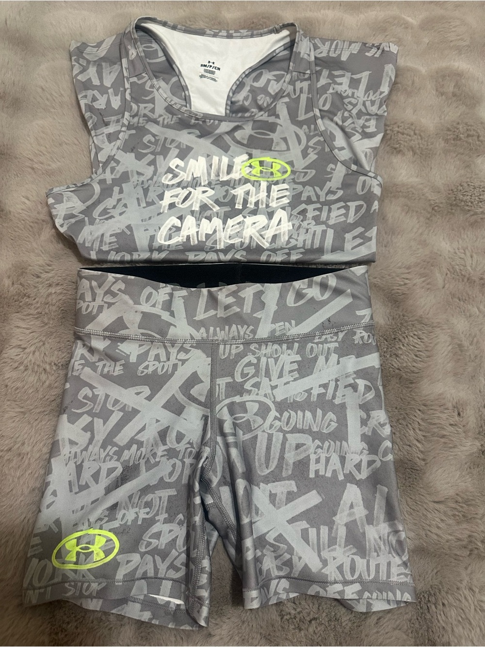 NWOT Women’s Under armour tank and shorts set SM